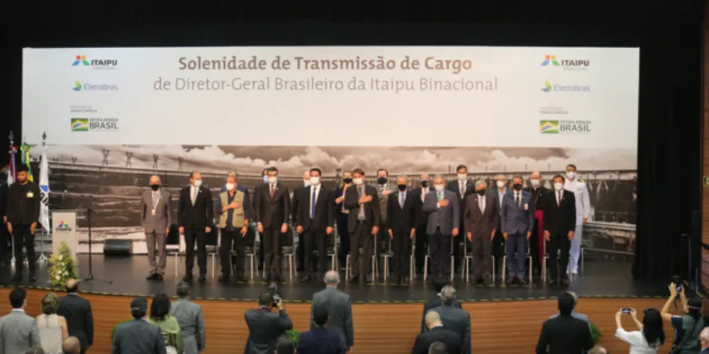 Solenidade aconteceu no Cineteatro dos Barrageiros, dentro da Usina.