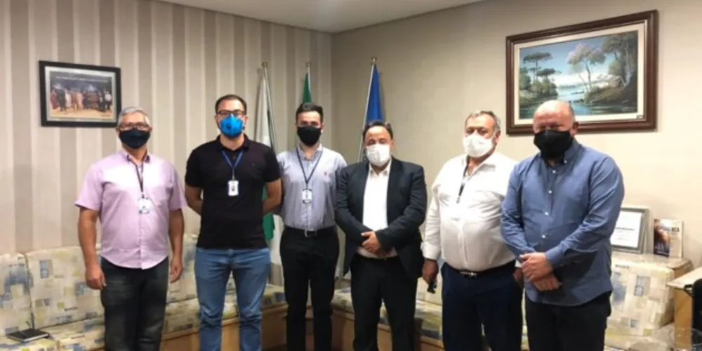 Vereadores firmam parceria com o deputado estadual e líder do Governo do Estado.