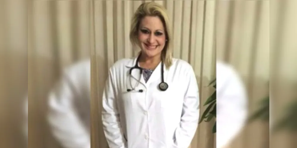 O bebê da médica é um menino.