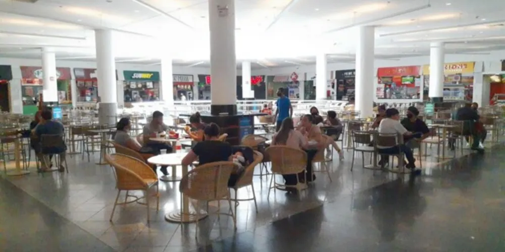 Praça de Alimentação do Palladium Shopping Center de Ponta Grossa volta a funcionar aos domingos