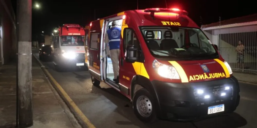 Socorristas e um médico do Samu foram deslocados ao local para atender o motociclista