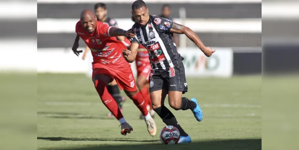Federação Paranaense de Futebol trabalha para marcar as partidas, mas estadual deve terminar após o início do Brasileirão
