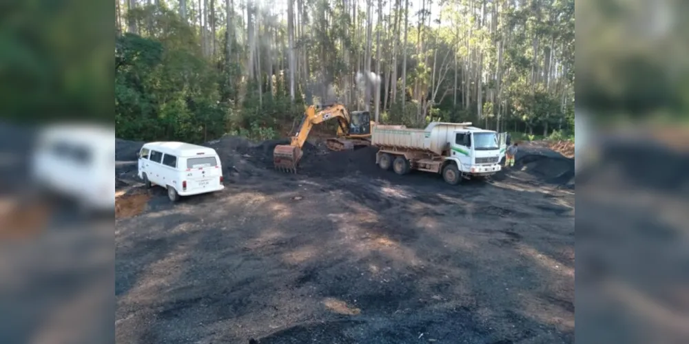 Prefeita Dayane Sovinski agradeceu a mobilização das equipes que atuaram no processo de carregamento e estoque do material 