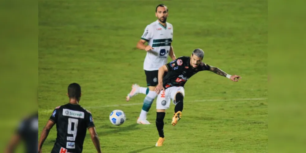 Atleta está no clube desde 2016 e tem mais de 100 jogos com a camisa alvinegra