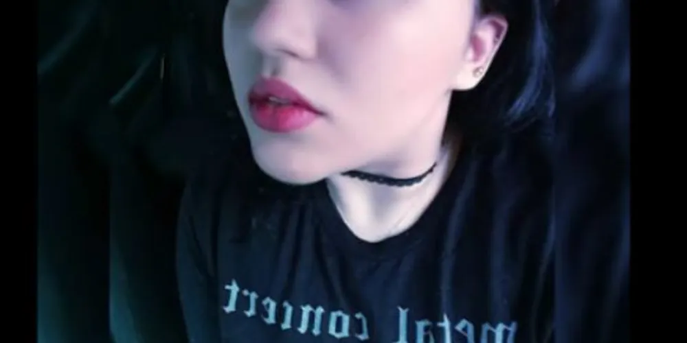 Géssica Dias Tizon, de 20 anos, foi morta com um tiro de rifle e facadas,