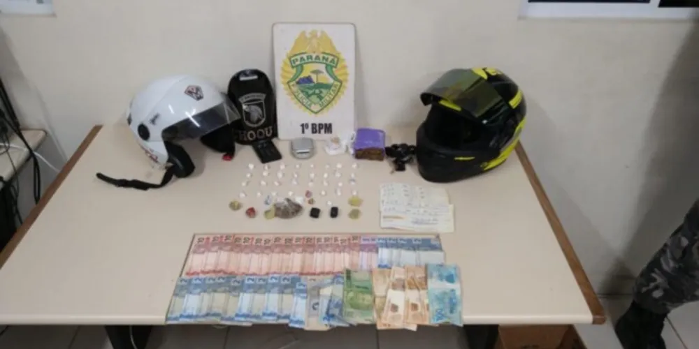 Material encontrado em uma residência no Boa Vista.