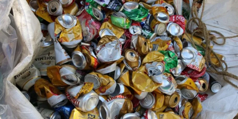 Foram recicladas 391,5 mil, ou, aproximadamente 31 bilhões de unidades.
