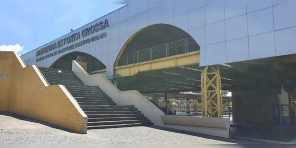 Sistema público segue sem solução na cidade ponta-grossense.