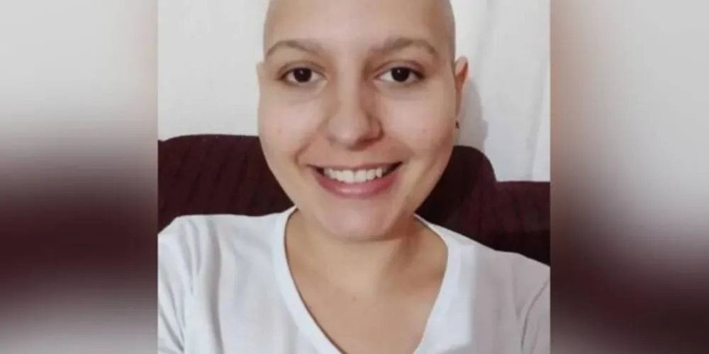 Nataly é estudante do 4º ano do curso de Farmácia da UEPG