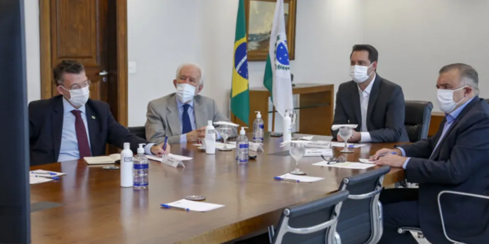 Imagem ilustrativa da imagem Em dois dias, três empresas anunciam investimentos no PR