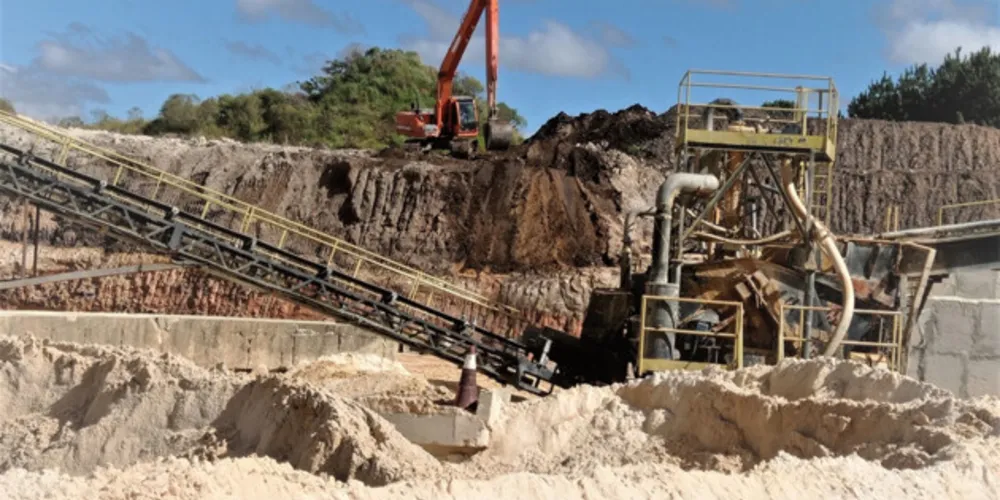 Imagem ilustrativa da imagem Indústria mineral participa na economia do Estado