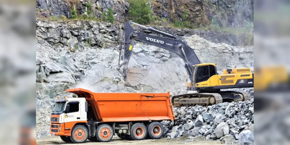 Imagem ilustrativa da imagem PR fecha 2020 com alta no setor de exploração mineral