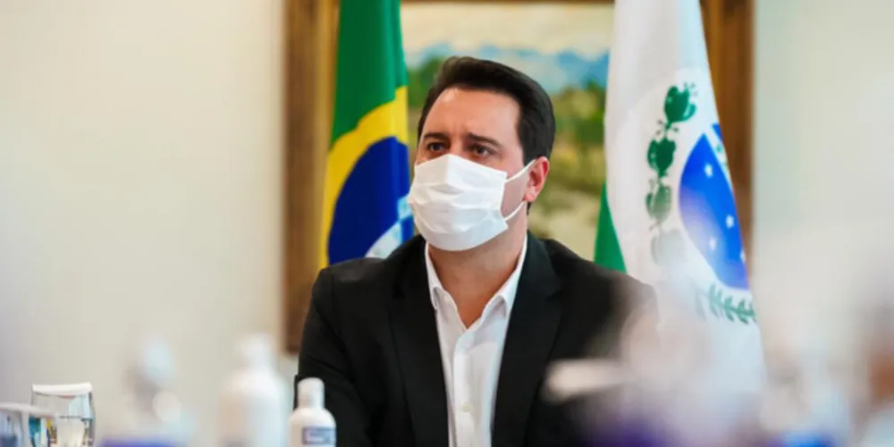 Ratinho Junior estendeu as medidas restritivas até segunda-feira