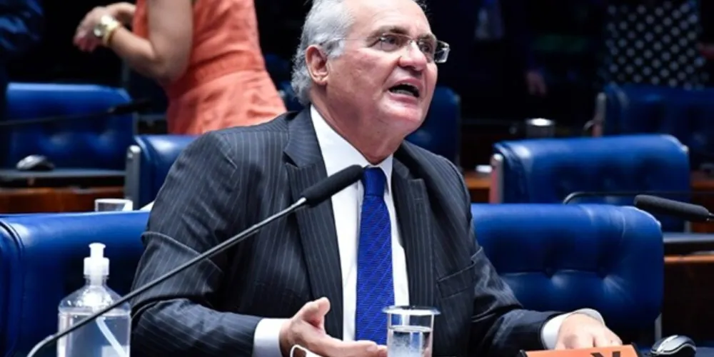 Renan Calheiros deve ser impedido de assumir a relatoria da CPI.