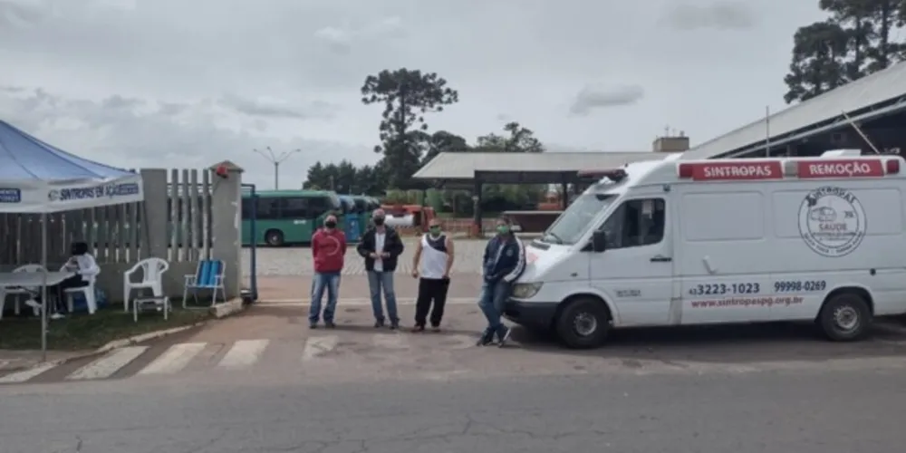 Os funcionários podem parar novamente neste sábado (15).