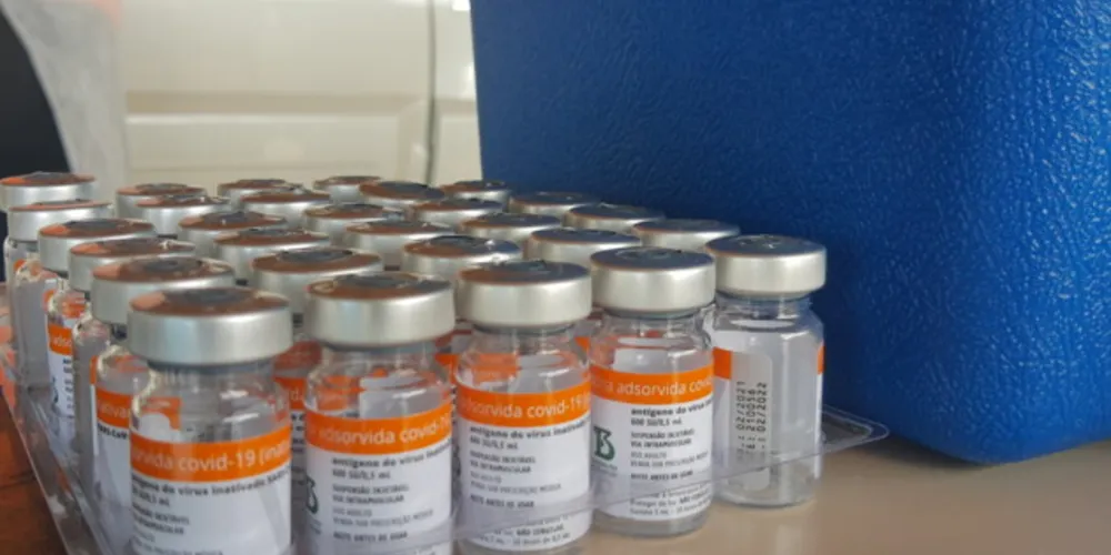 Aplicação da vacina contra a covid-19 acontece durante esta semana mediante agendamento e comprovação da comorbidade