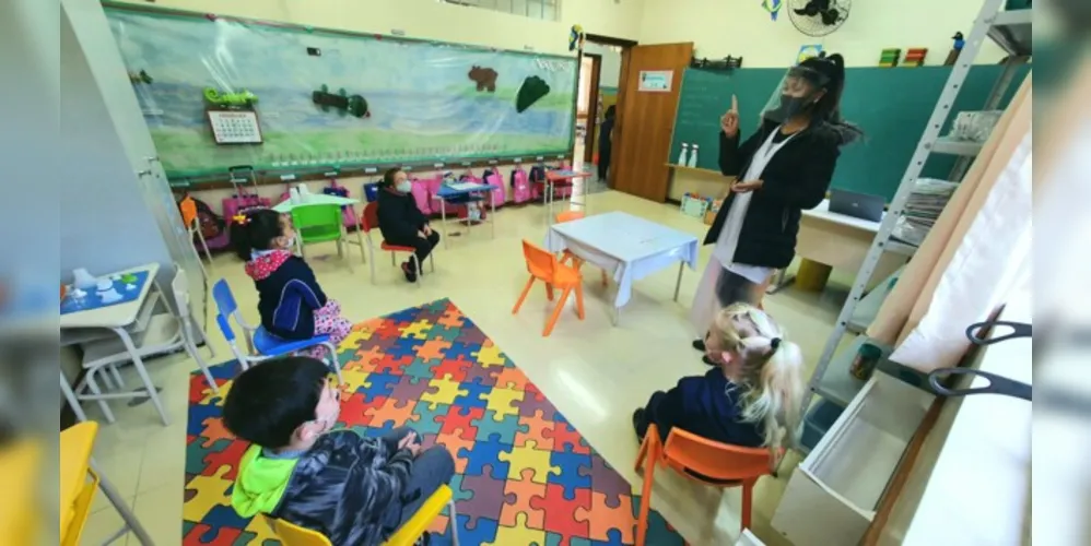 SME fará um monitoramento constante das escolas e CMEIs, junto com o Comitê Volta às Aulas