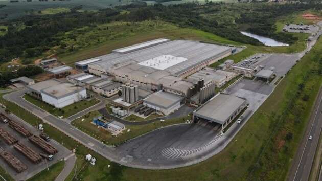 A Unium possui unidades de beneficiamento de leite em Ponta Grossa, Castro e Itapetininga