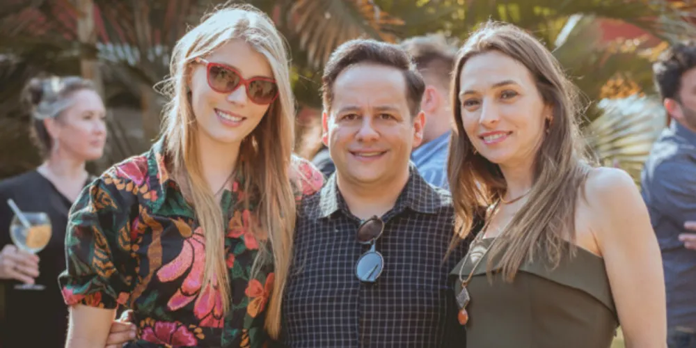 Carol Kiers, este colunista e Mariza Kiers