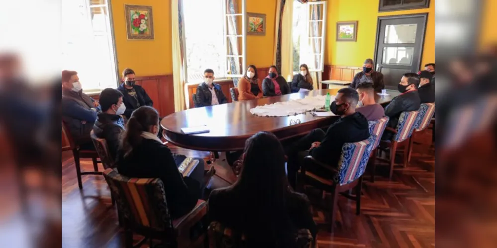 Reunião debateu propostas para viabilizar a execução de música ao vivo nos estabelecimentos da cidade