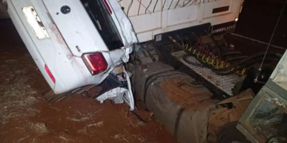 Teste de alcoolemia realizado pela PRE constatou que o caminhoneiro envolvido no acidente estava embriagado