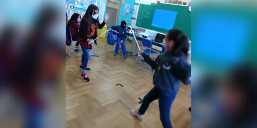 Reprodução de modalidades em sala divertiu alunos