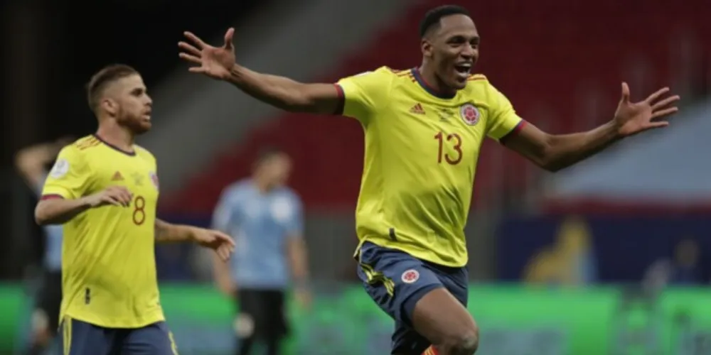 Equipe enfrentará a Argentina na próxima fase. Brasil entra em campo na segunda-feira (5)