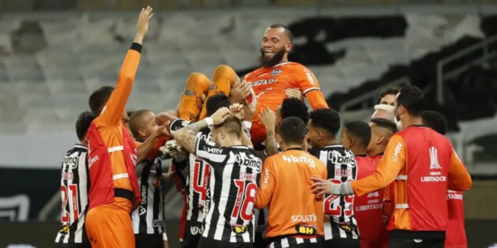 Os dois clubes brasileiros estão classificados para a fase quartas de final e aguardam a definição dos adversários