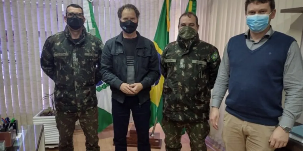 Reunião com o prefeito Celso Kubaski (Cidadania) ocorreu nesta semana