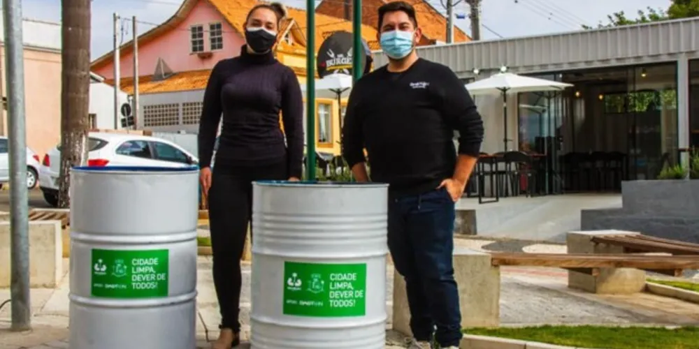 Iniciativa na rua Conceição teve apoio da empresa Baston