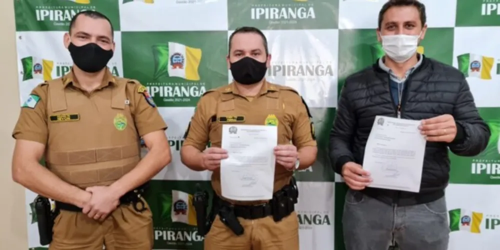 Autoridades se reuniram com o prefeito Douglas Modesto nesta segunda-feira (28)