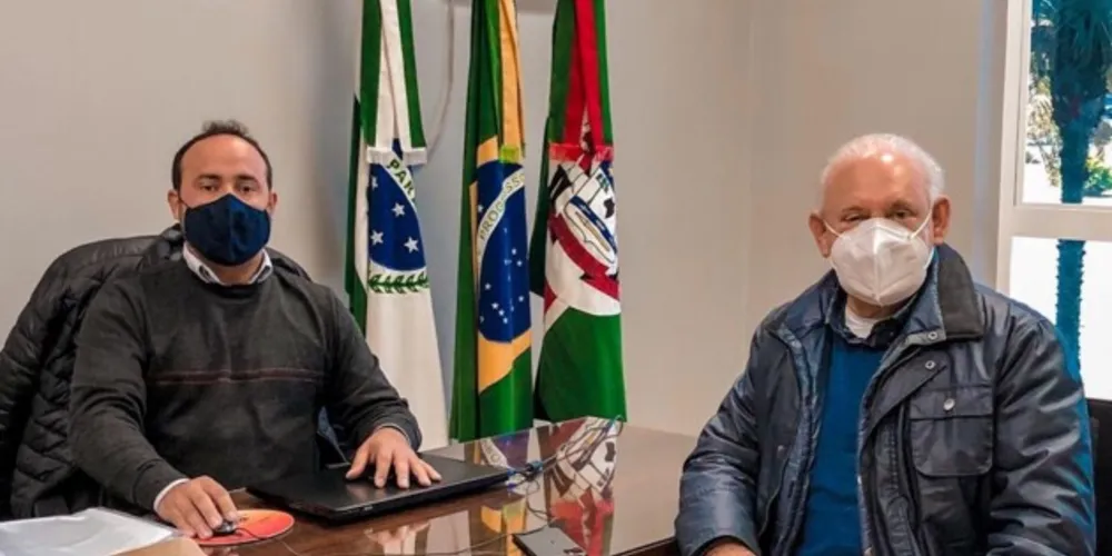 Deputado esteve em reunião com o prefeito nesta sexta-feira (2)