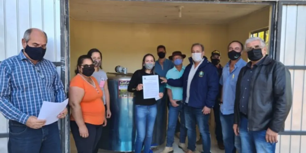 Prefeito Moacyr Fadel esteve presente na entrega das obras