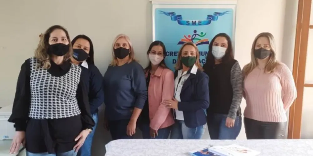 Equipes da área educacional trocam experiências sobre a nova modalidade