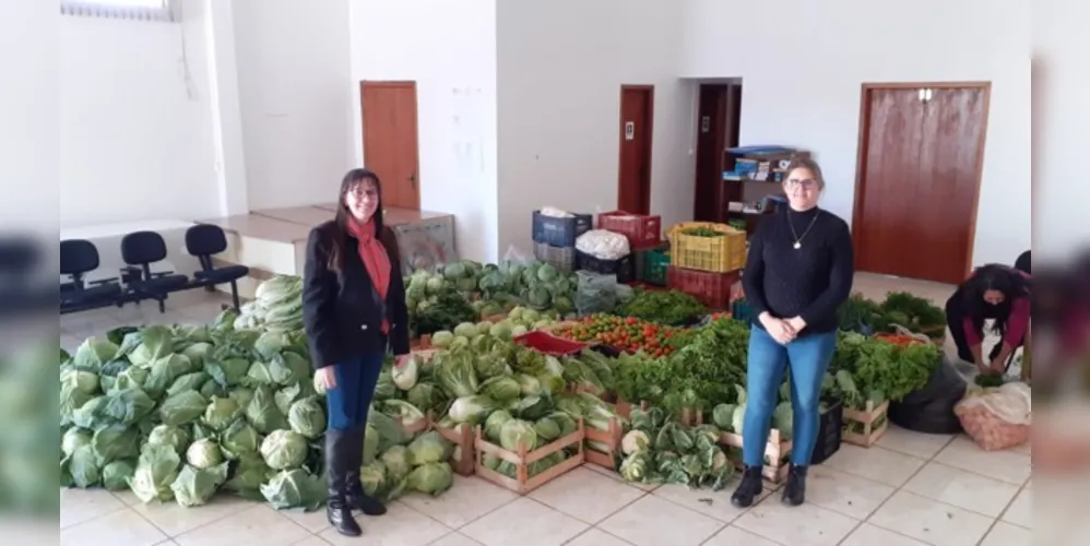No primeiro dia da coleta, as secretarias arrecadaram cerca de 2,1 mil quilos de hortifruti. Projeto traz fomento para a geração de renda