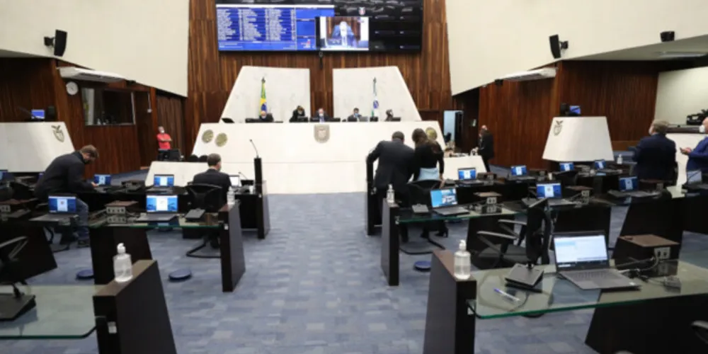 Texto foi aprovado nesta segunda-feira (31).