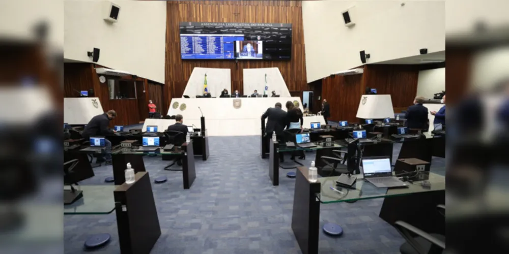 Texto foi aprovado nesta segunda-feira (31).
