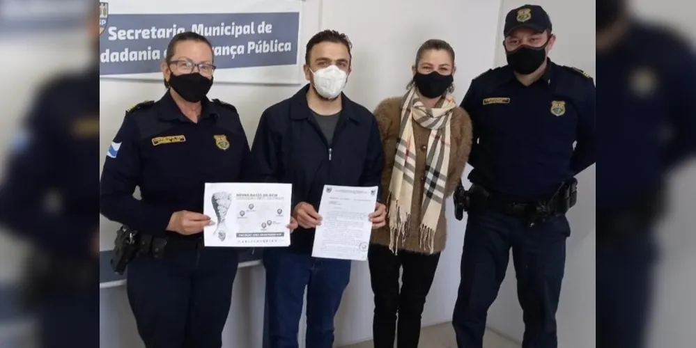 Deputado Aliel Machado (PSB) e lideranças da secretaria de segurança.