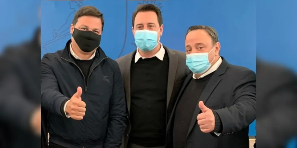 Sandro Alex, Ratinho Junior (PSD) e Hussein Bakri (PSD).