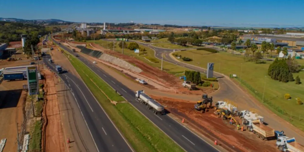 Obras de interseção nas rodovias que cruzam a cidade geram impostos e emprego