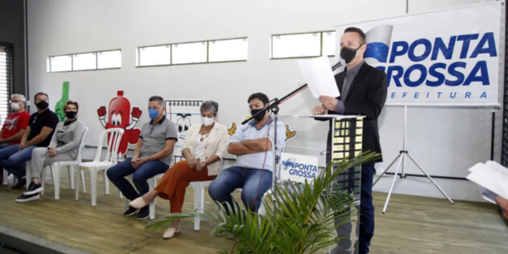 Lideranças estiveram presentes na inauguração do local