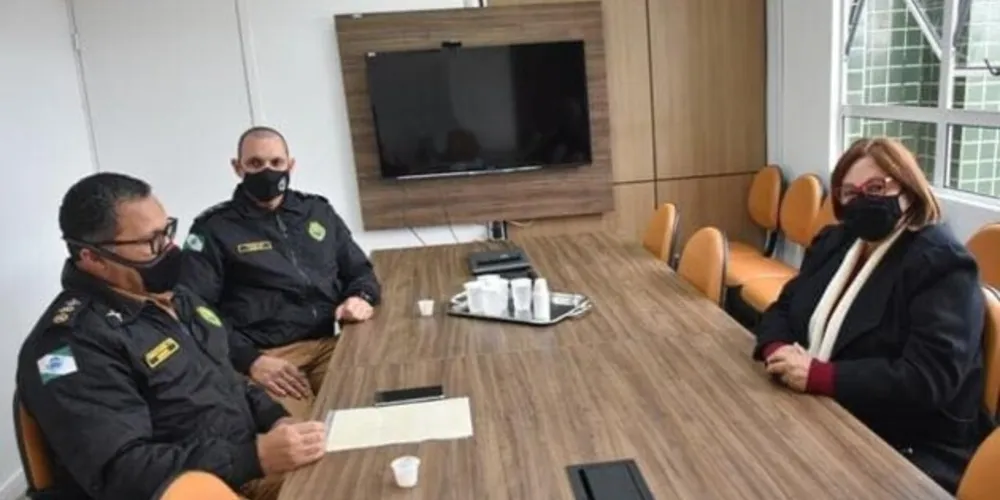 Alcione Lemos esteve reunida com oficiais da Polícia Militar nesta semana