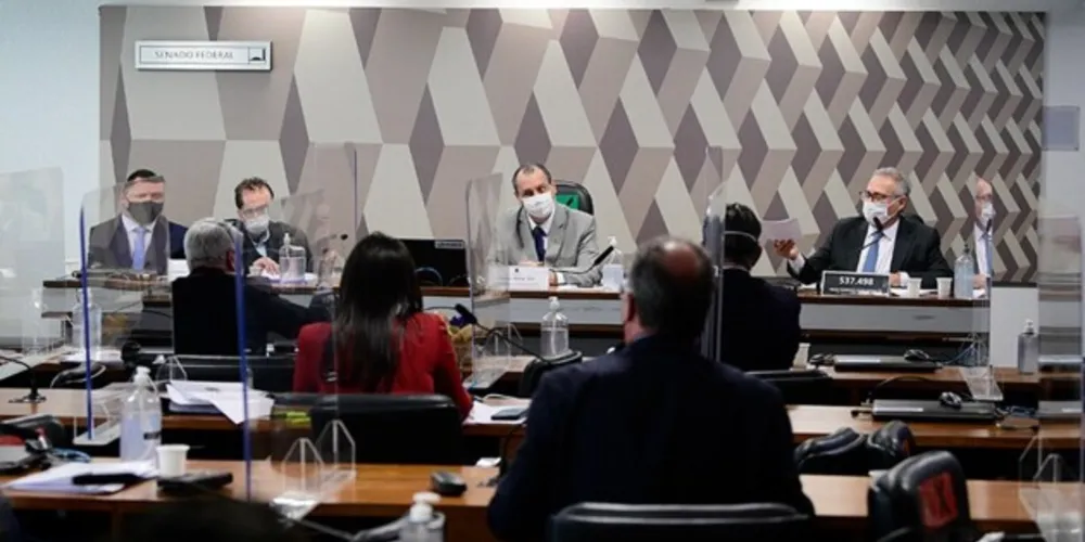 CPI investiga atos do Governo Federal no combate à pandemia.