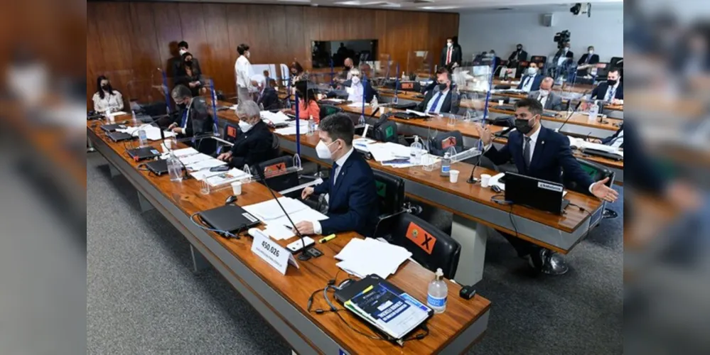 'CPI da Pandemia' investiga condução do Governo Federal na pandemia.