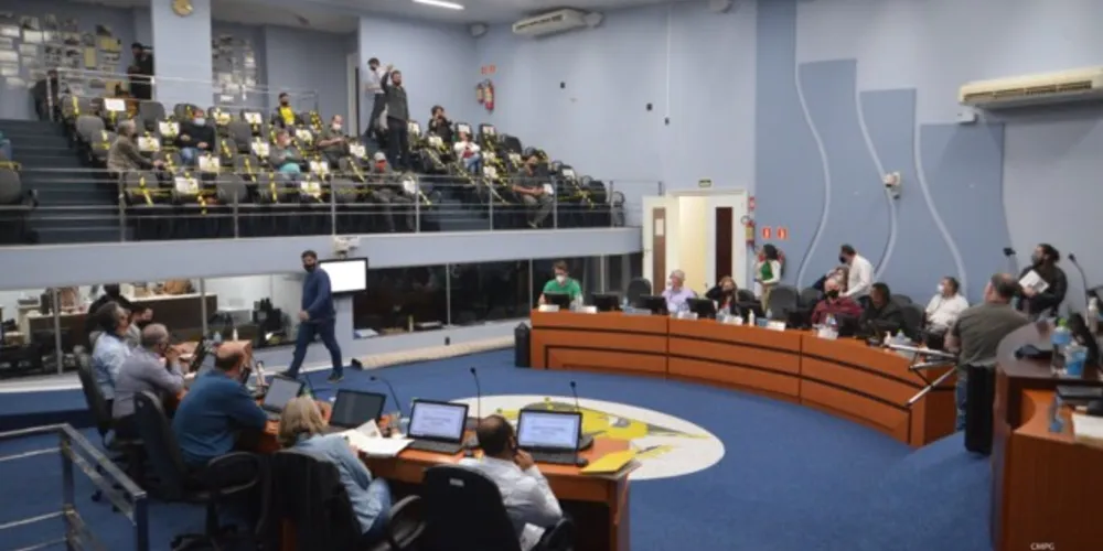 Debates na Câmara acontecem nesta quarta-feira (11), em Ponta Grossa.