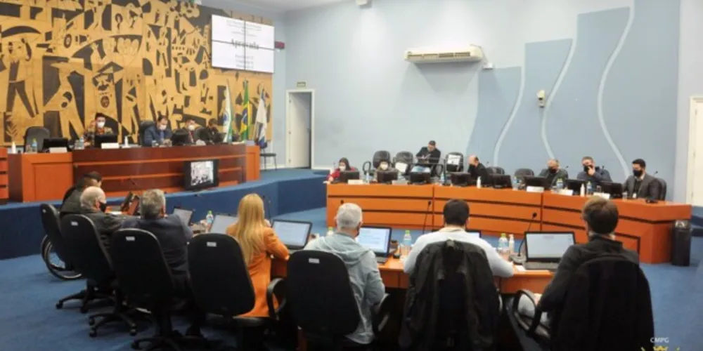 Debates da Câmara Municipal de Ponta Grossa iniciam às 14h.