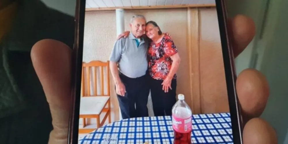 Moisés Ferreira Hey, 83, e Reni Retzlaff Hey, 79.