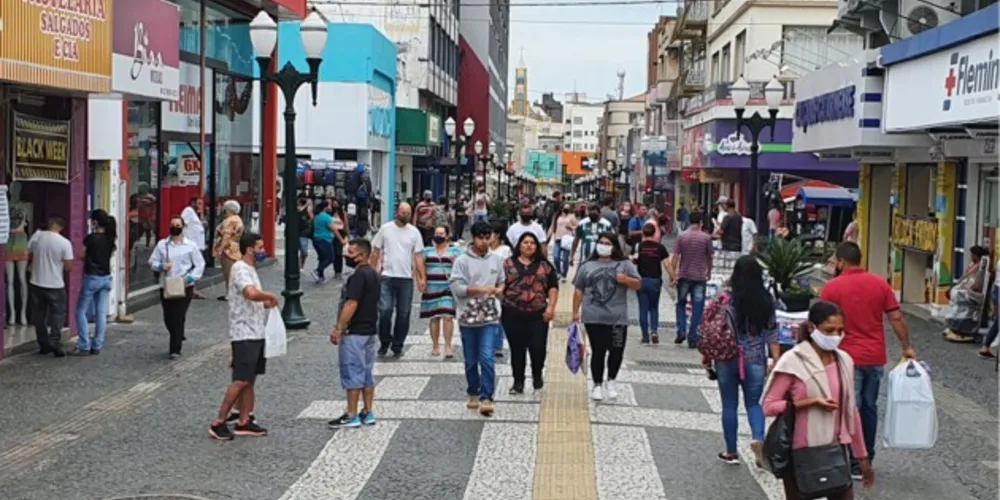 Vendas em Ponta Grossa cresceram neste ano, em relação a 2020: tanto na comparação trimestral, quanto na comparação de março
