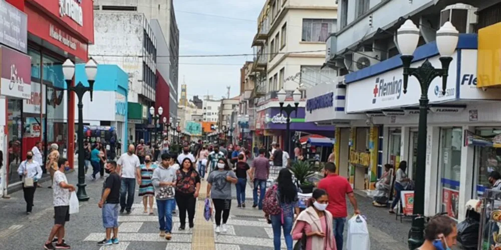 Lojas podem abrir das 13h às 19 horas