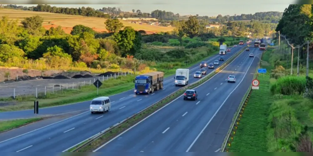 Avenida Presidente Kennedy é um dos locais solicitados para novas obras.